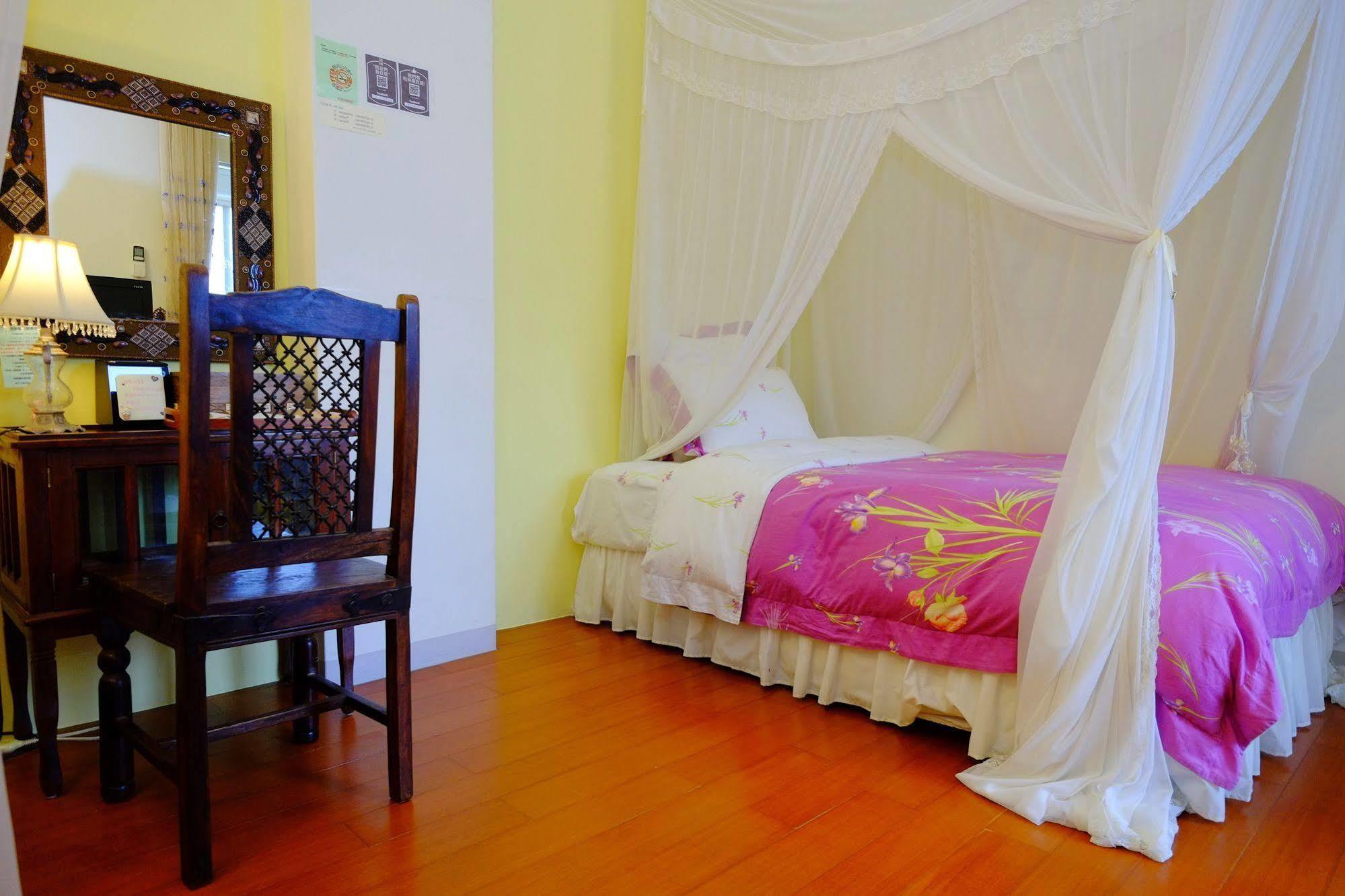 Spring Garden Homestay Hualien City Exterior photo